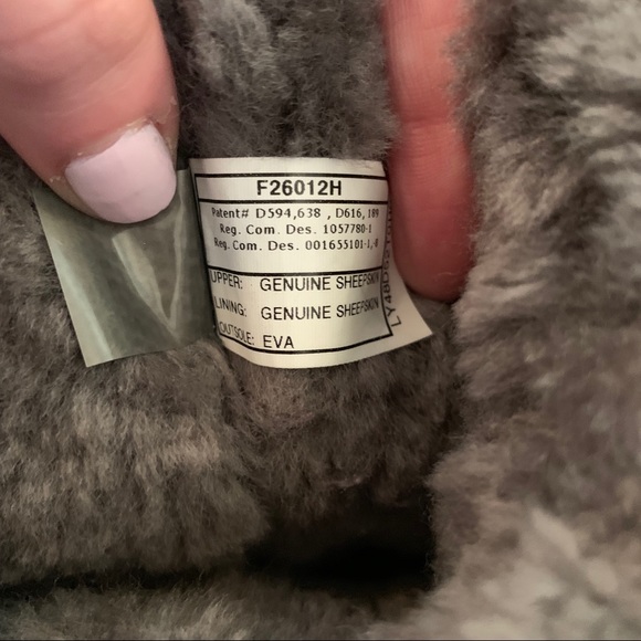 Tall Gray Bailey Button Triplet Uggs - Picture 6 of 8